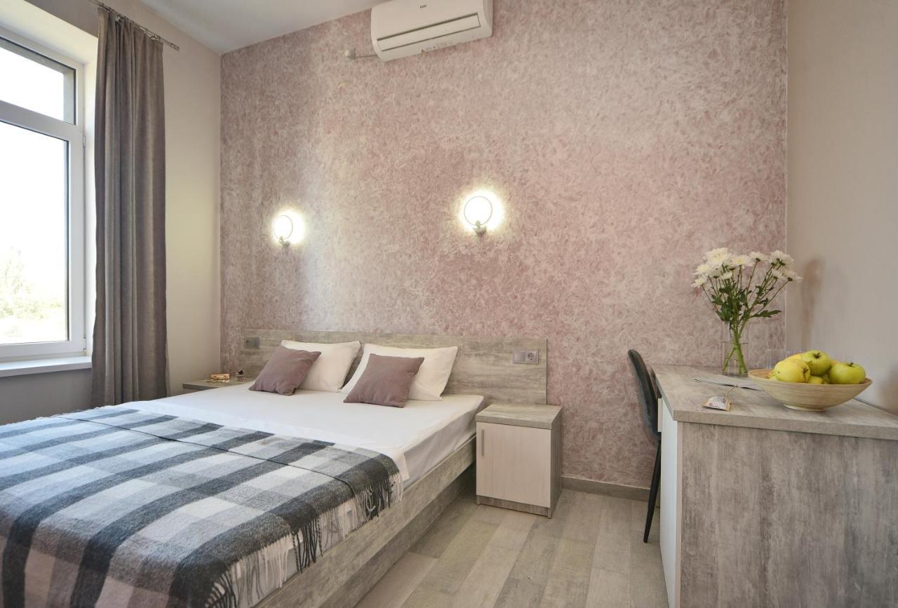 Play Hotel By Ribas Kherson Eksteriør billede